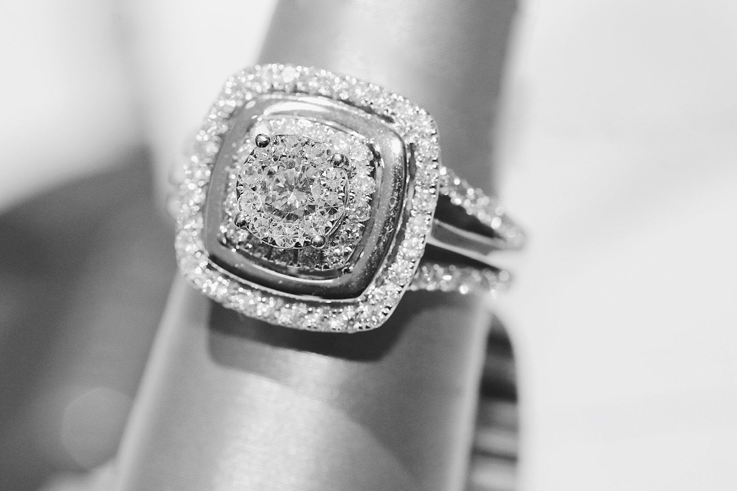 14k White Gold 1.05 Carat Diamond Ring