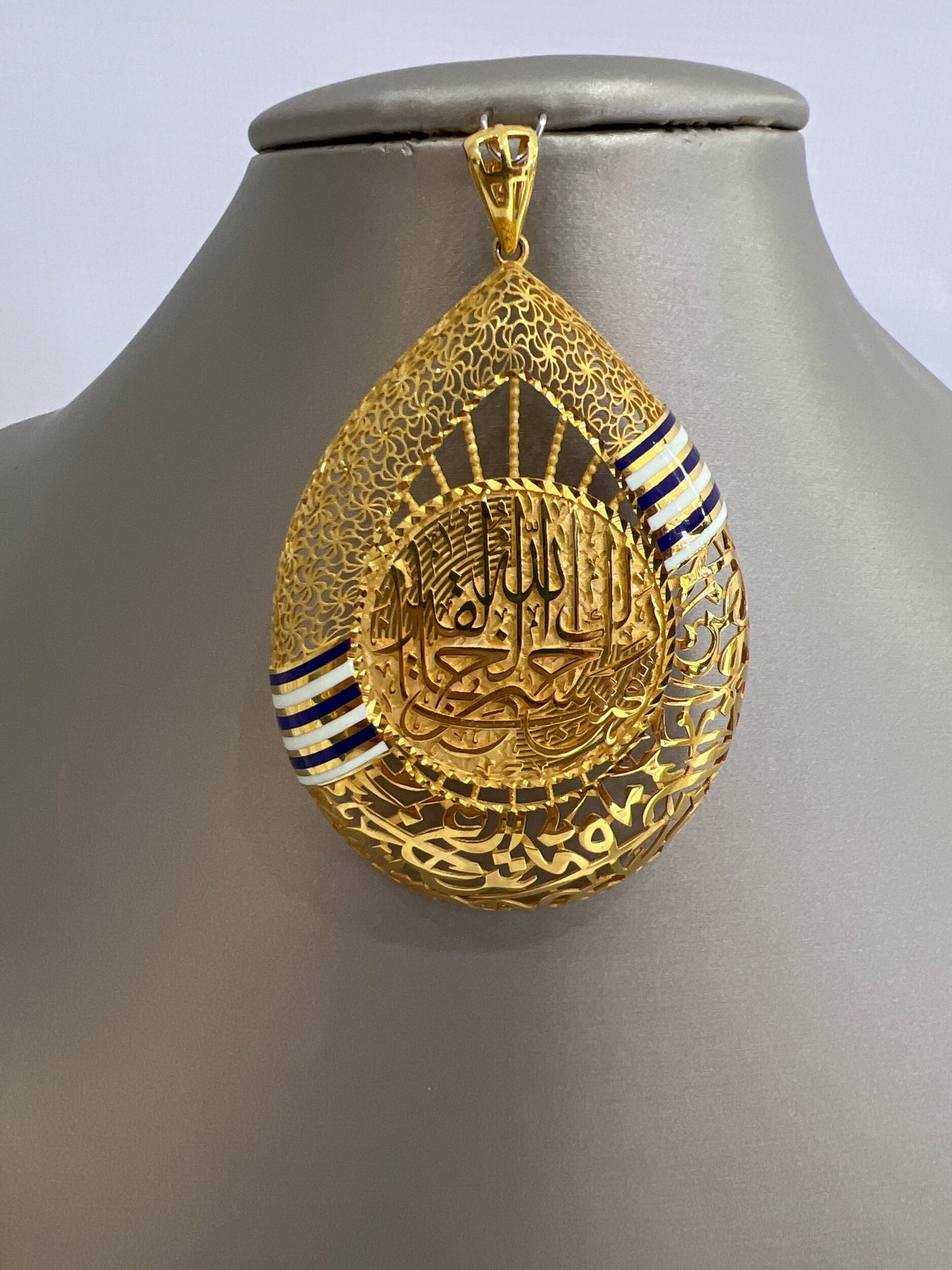 21k Gold Pendant