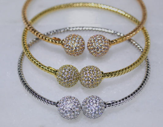 18K Gold Himo Bangle Bracelets