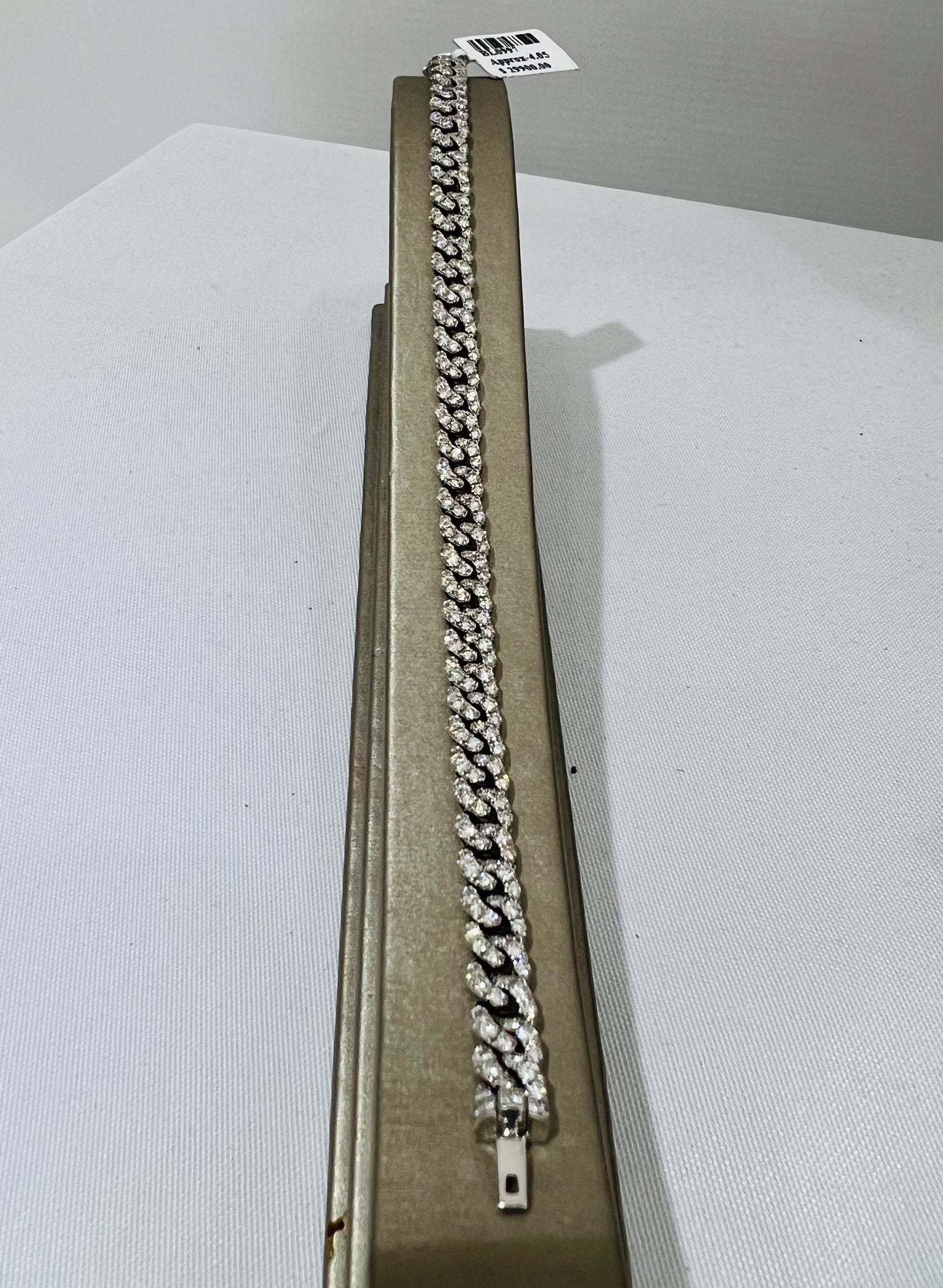 14K White Gold Diamond Cuban Link Bracelet