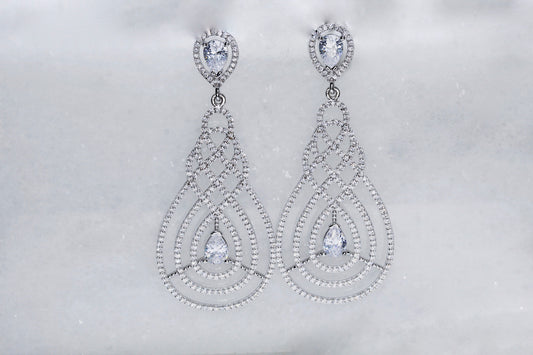 18K White Gold Earrings