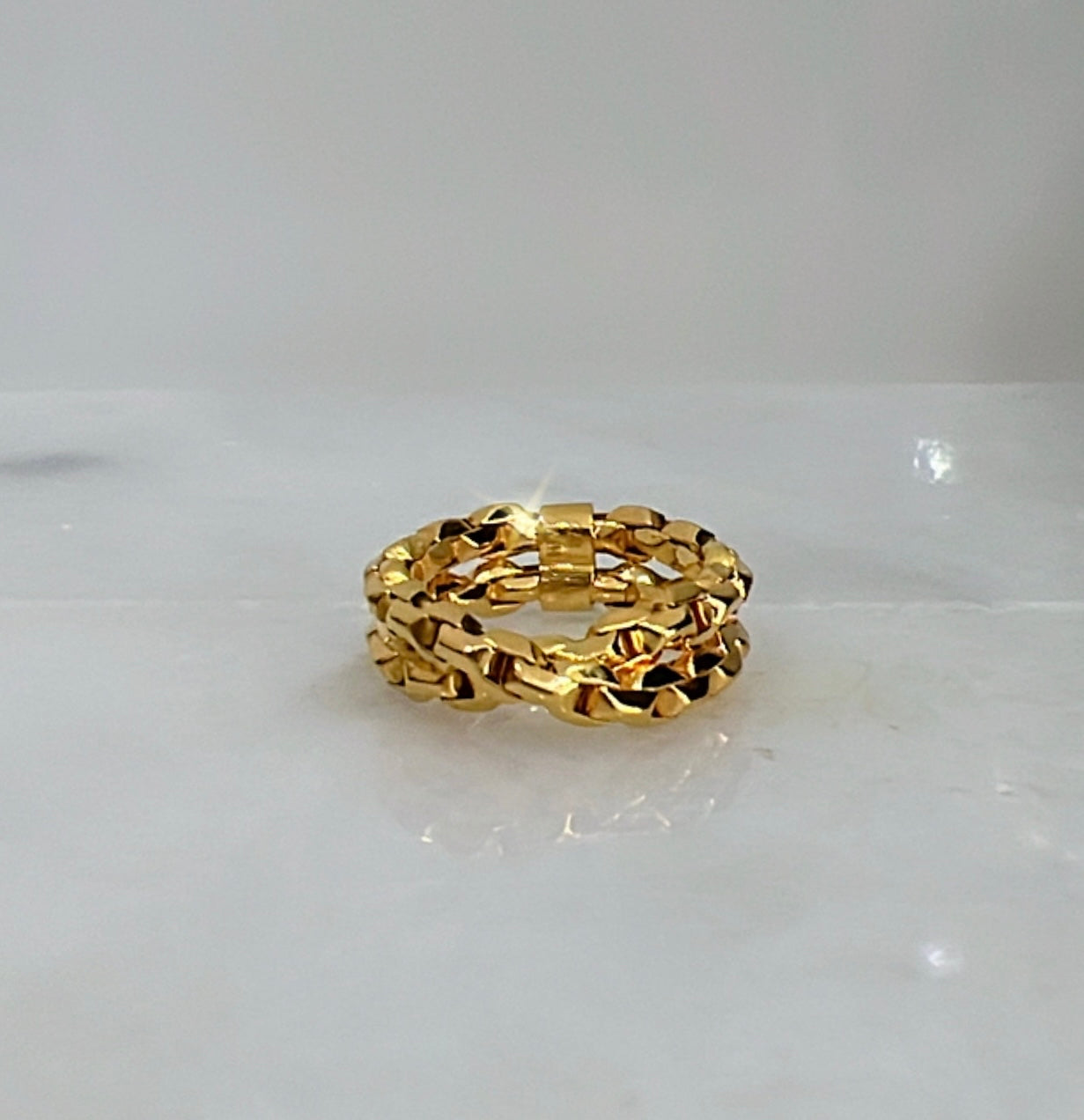 21k Gold Himo Twisted Link Ring
