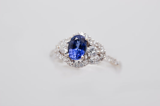 18K White Gold Sapphire And Diamond Ring