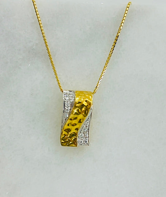 18K Gold 2 Tone Necklace