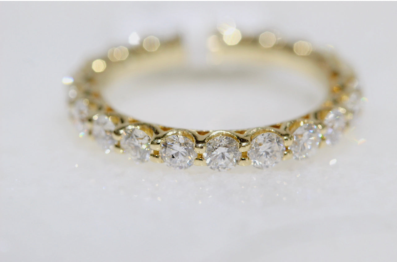 14k Gold 2.17 Carat Diamond Eternity Band