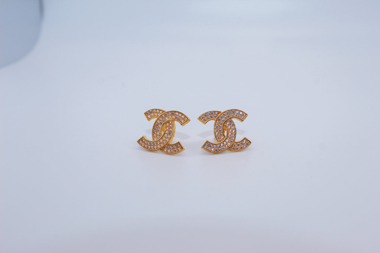 21K Gold Studded Earrings
