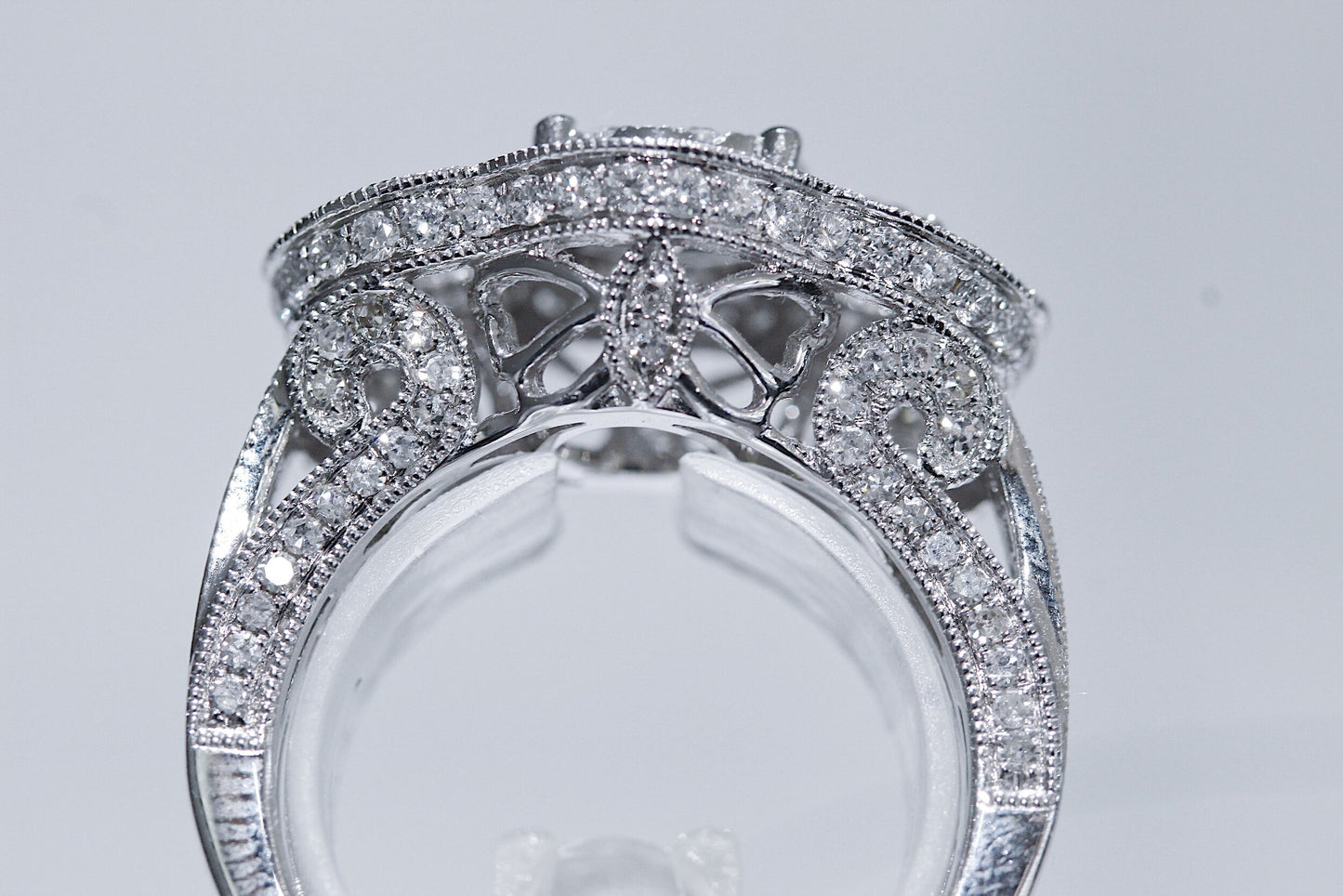 14k White Gold 2.10 Carat Diamond Ring