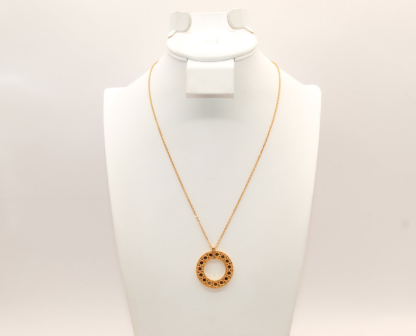 21K Gold Circle Necklace