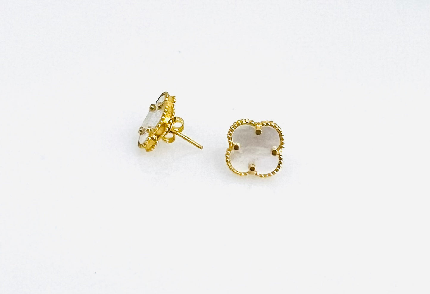 21K Gold Mother Of Pearl Earrings