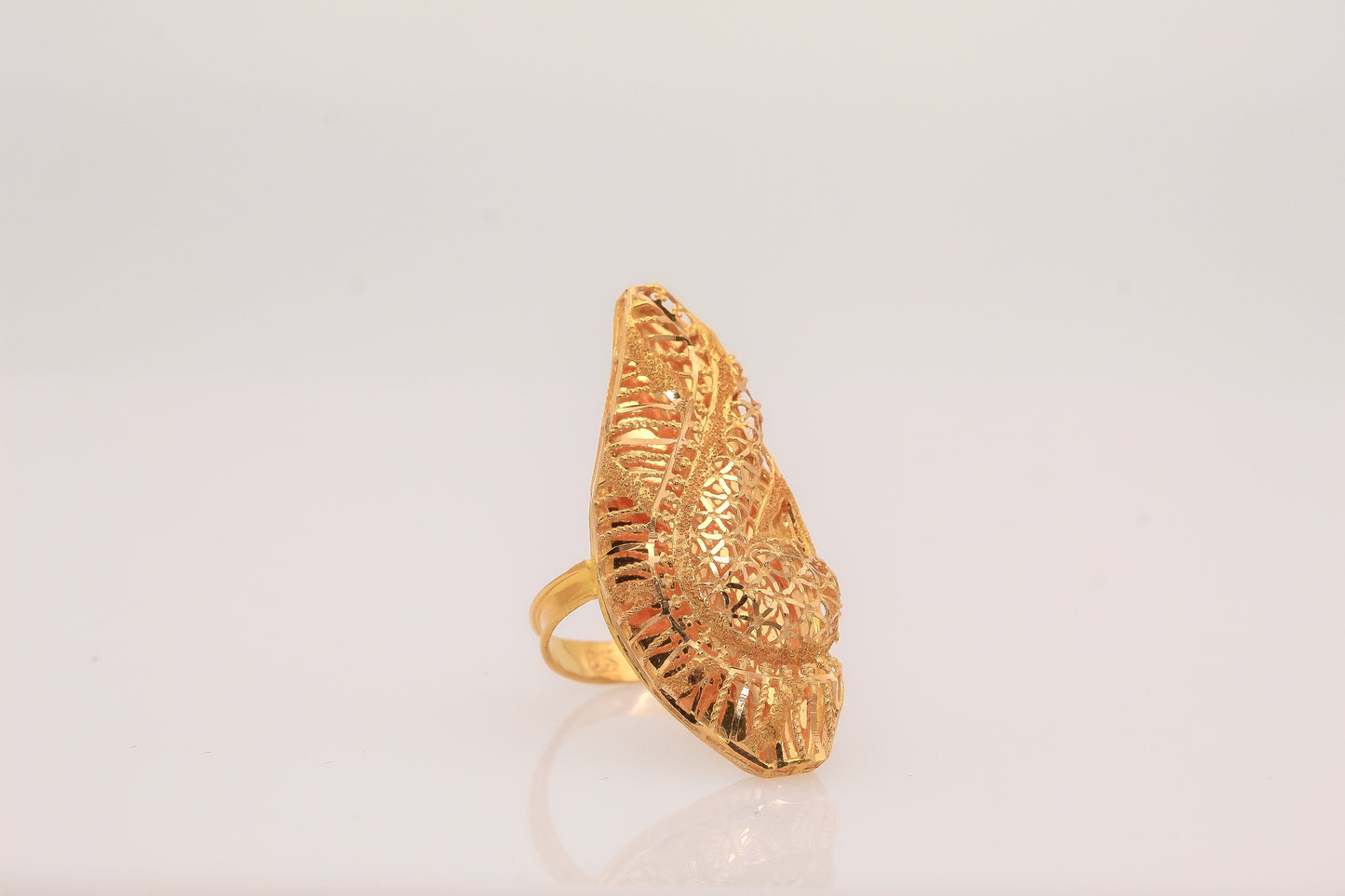 21K Gold Almond Khaliji Ring