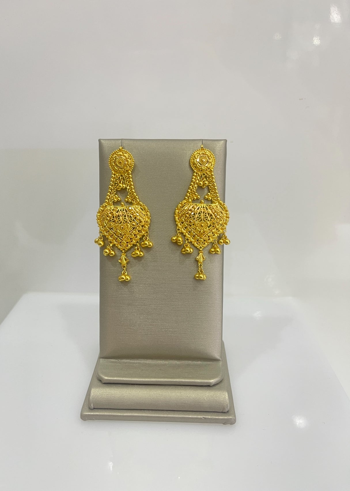 21K Gold Heart Indian Earrings