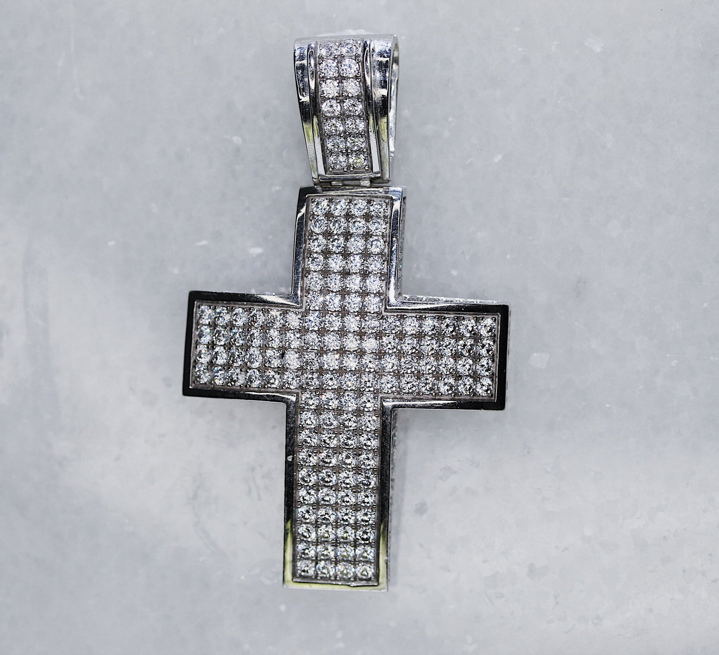 18K White Gold Cross Pendant