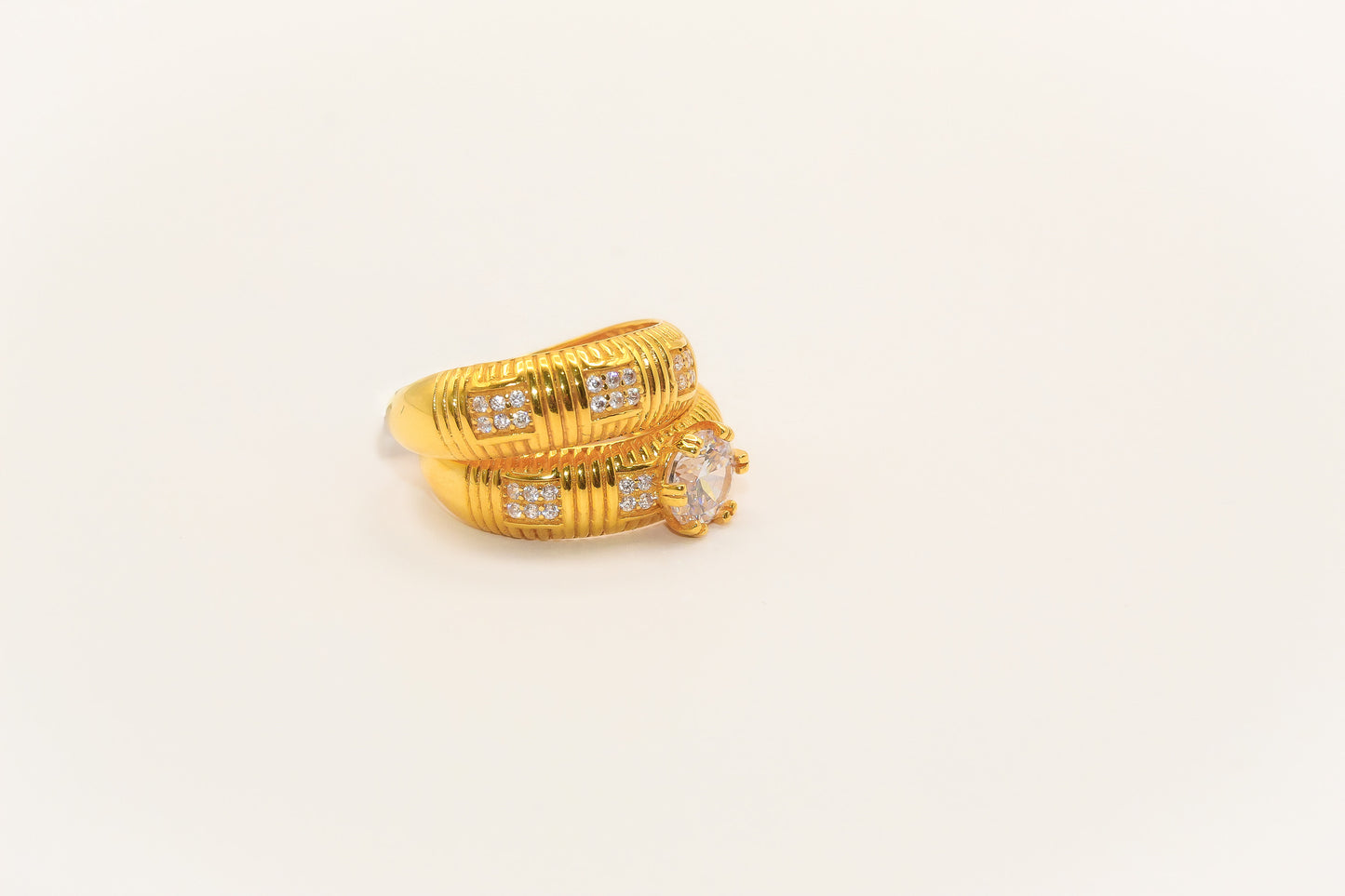 21K Gold Solitaire Wedding Ring Set