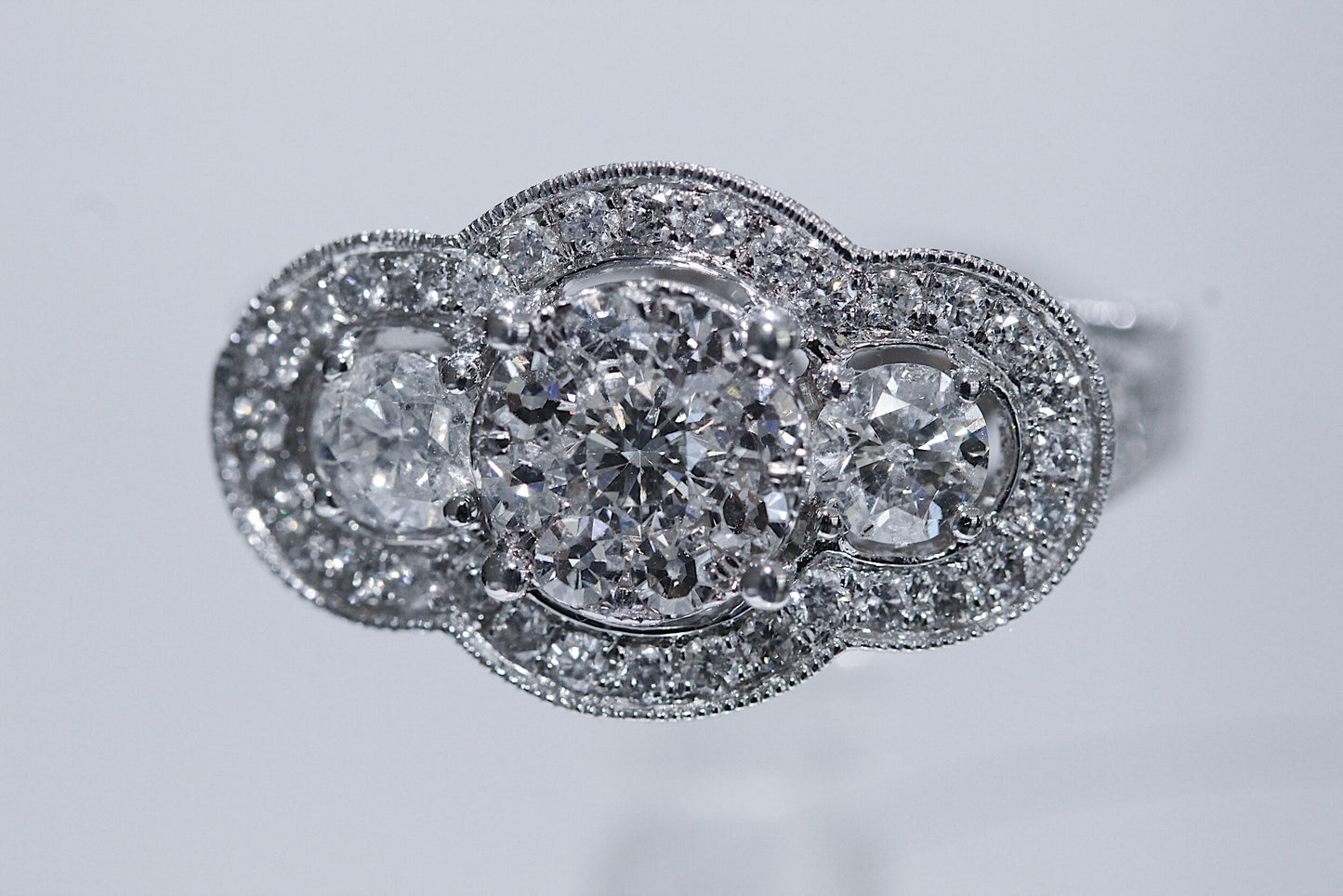 14k White Gold 2.10 Carat Diamond Ring