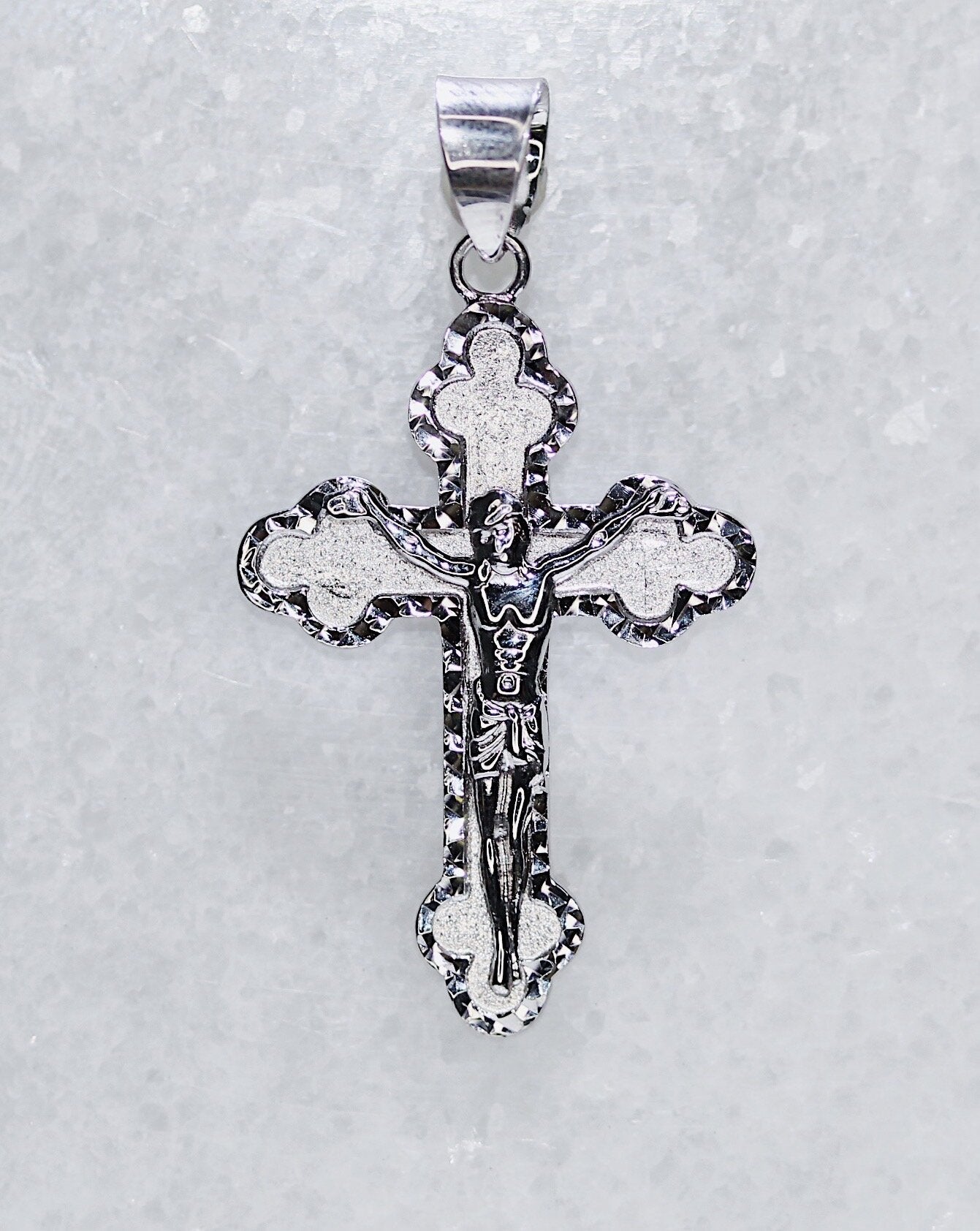 18K White Gold Cross Pendent