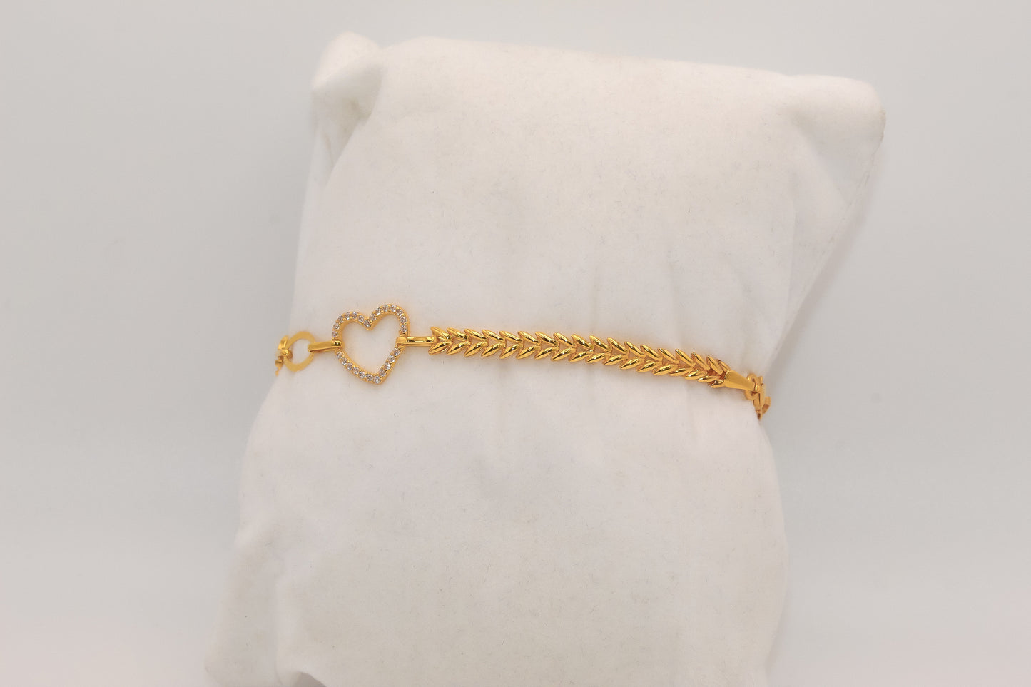 21K Gold Infinity Heart Bracelet