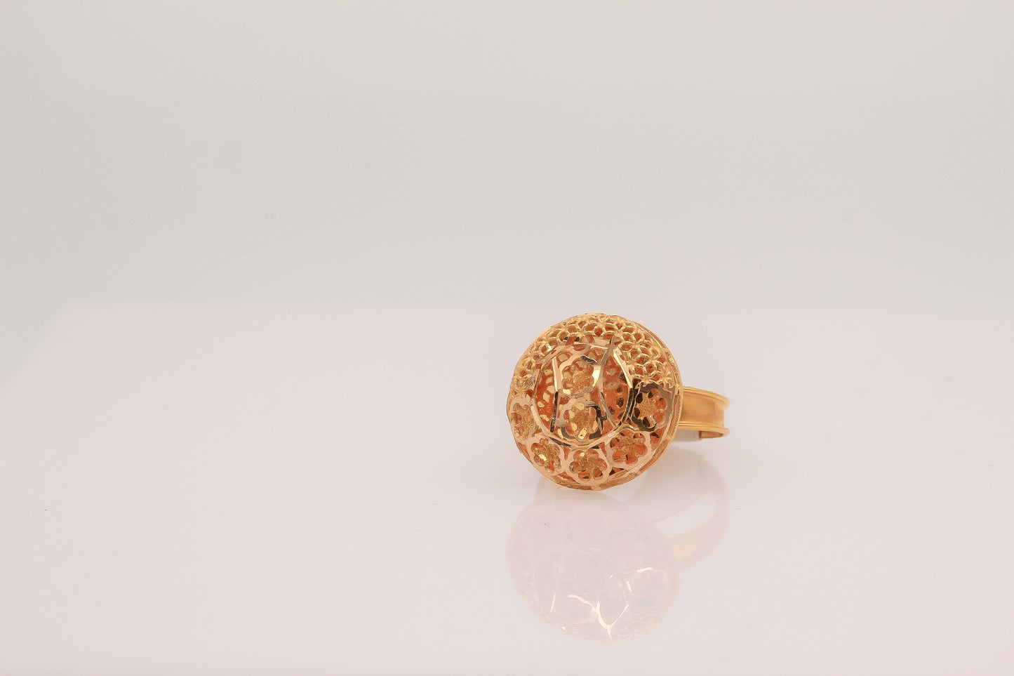 21K Gold Round Ring