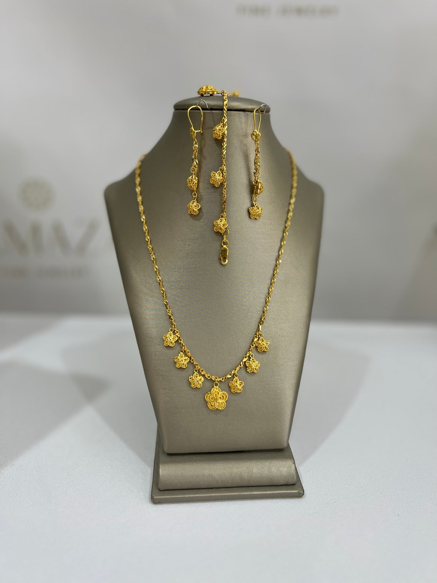 21k Gold Flower set