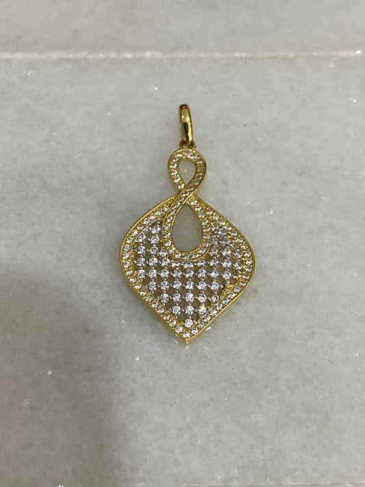 18K Gold Pendant