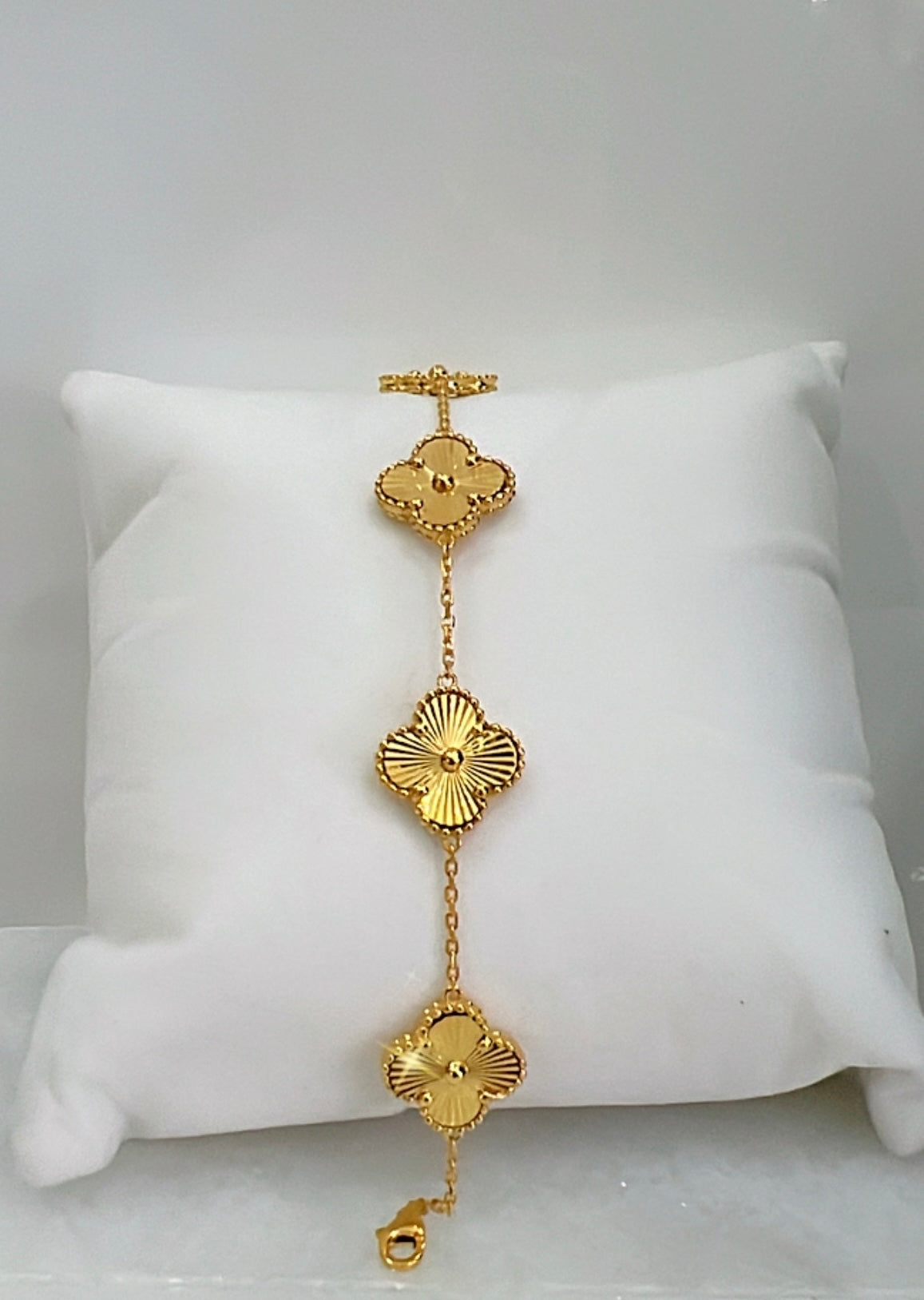 21k Gold 4 clover Bracelet