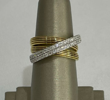 18K Gold X Diamond Ring