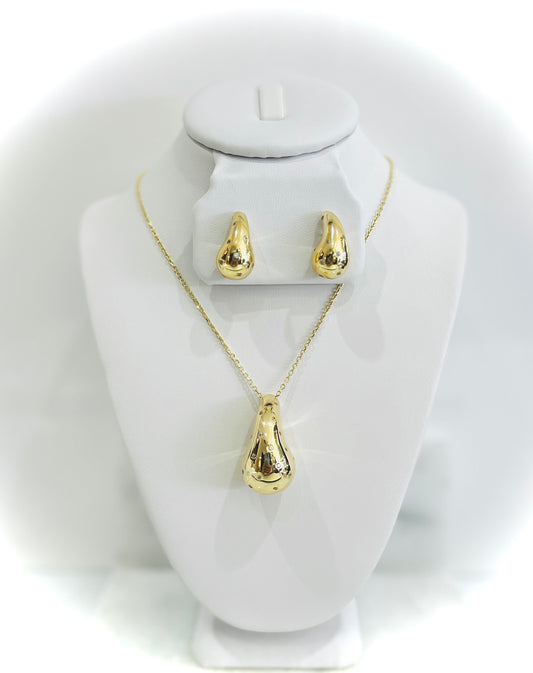 18K Gold Tear Drop Set