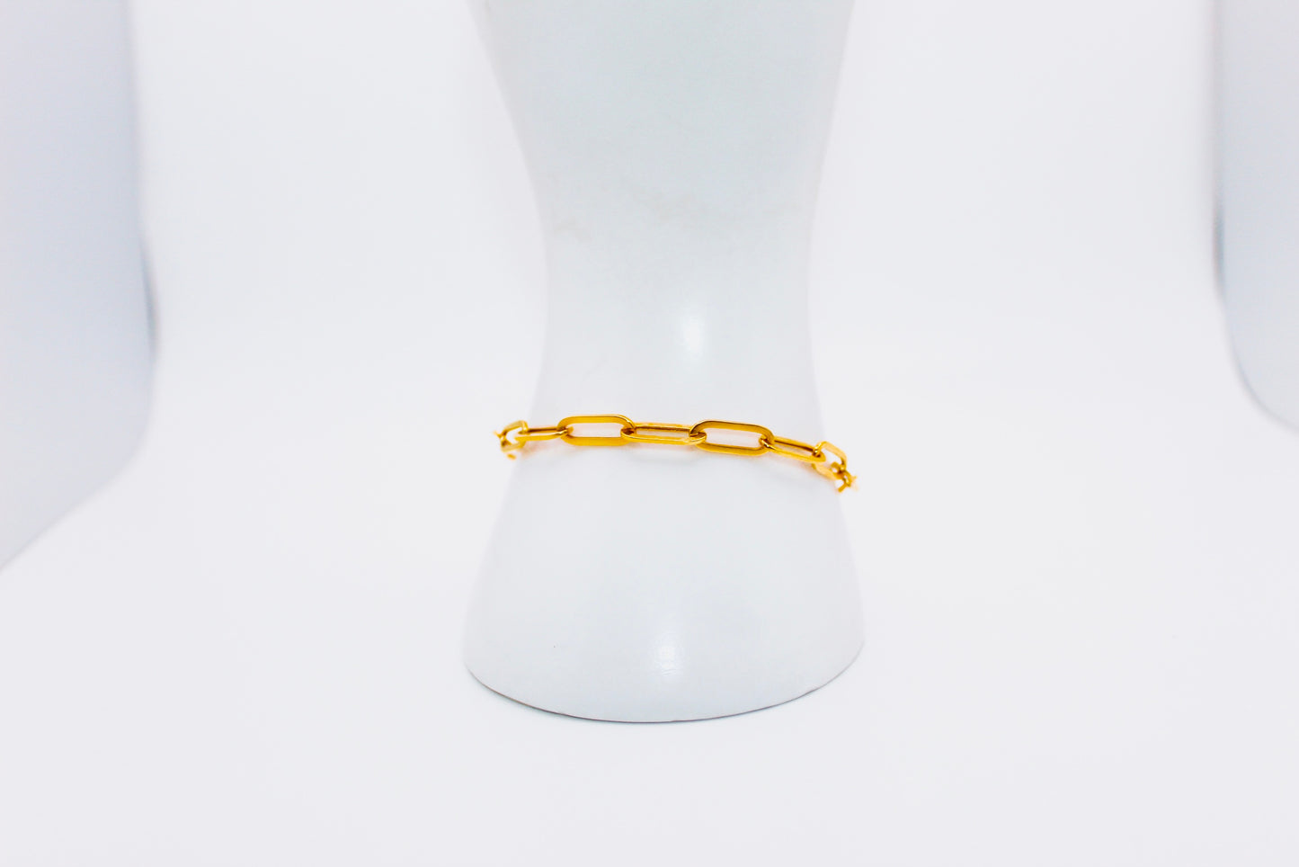 21K Gold Clip Chain Bracelet