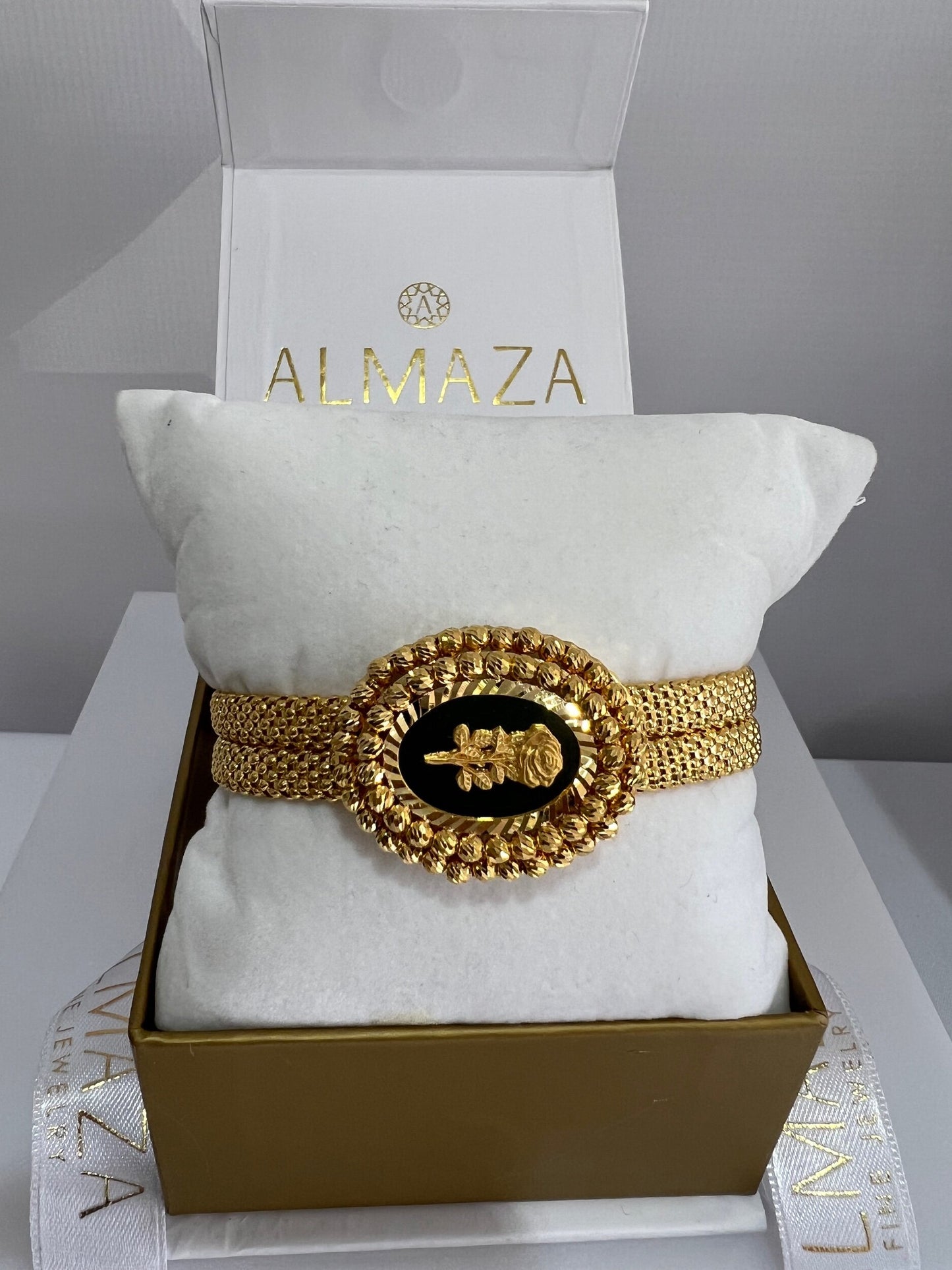 21k Gold Himo Cuff Bracelet