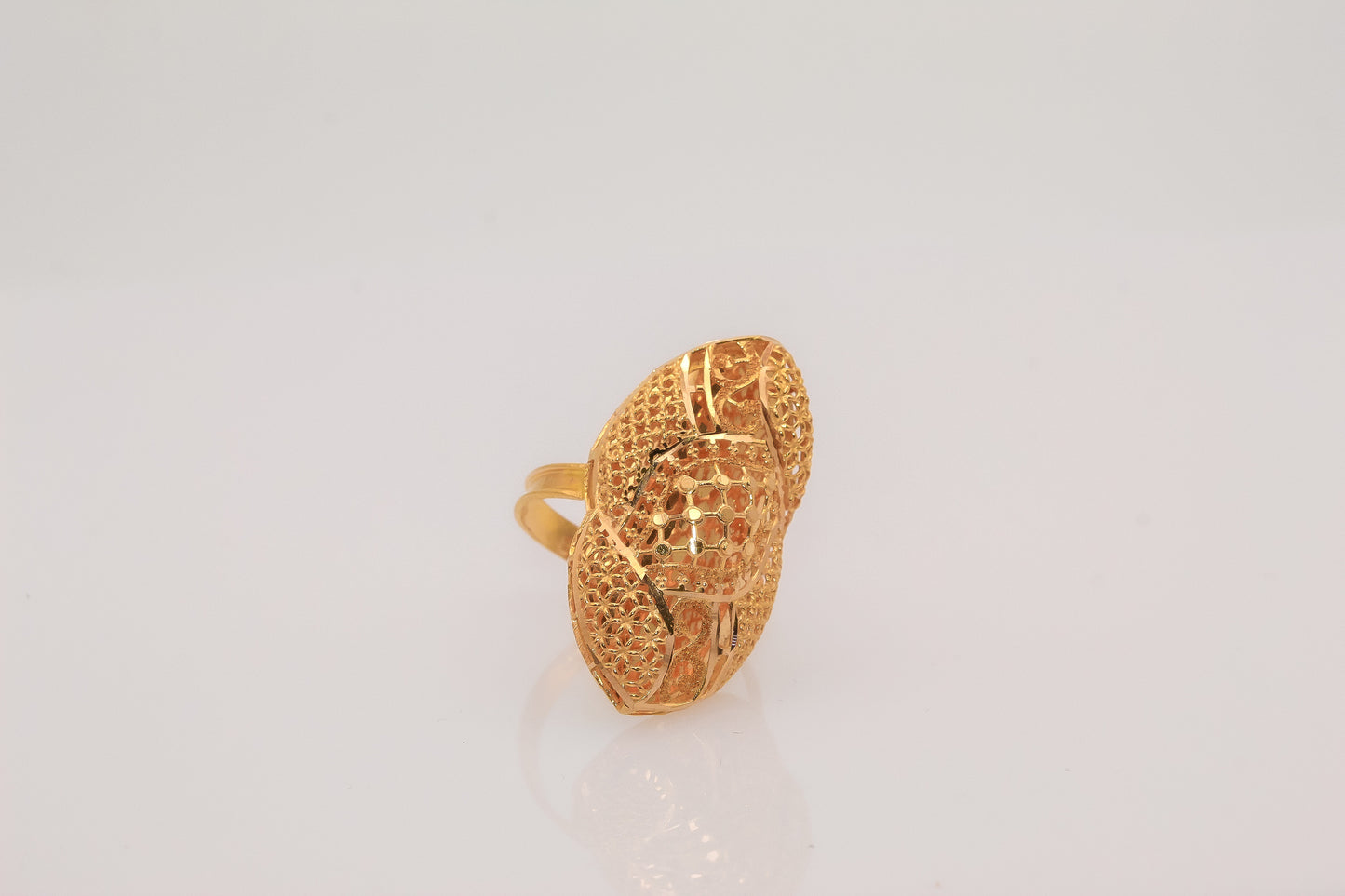 21K Gold Oblong Khaliji Ring