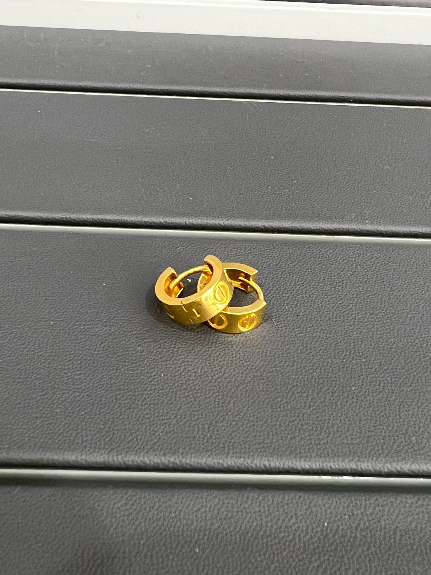 21k Small Cuff Earrings