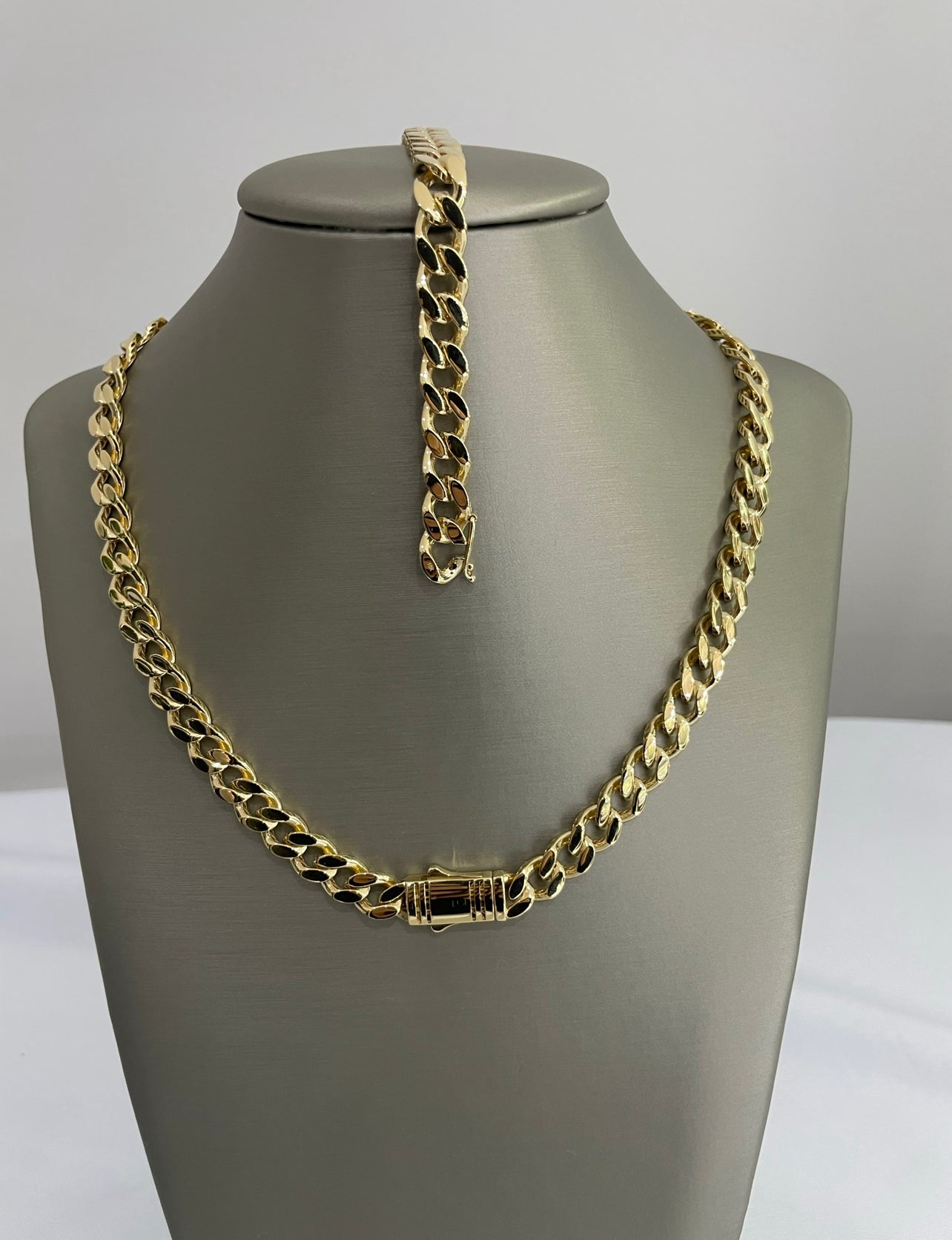 18k Gold Cuban Link Necklace Set
