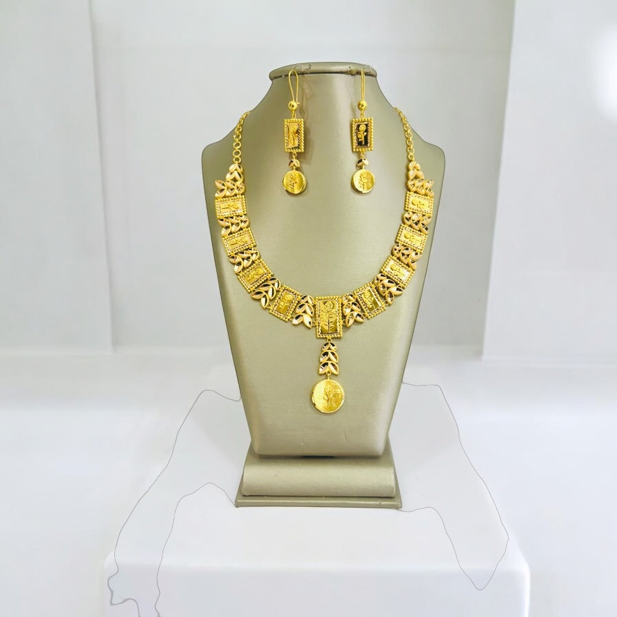 21K Gold Rose Choker Necklace