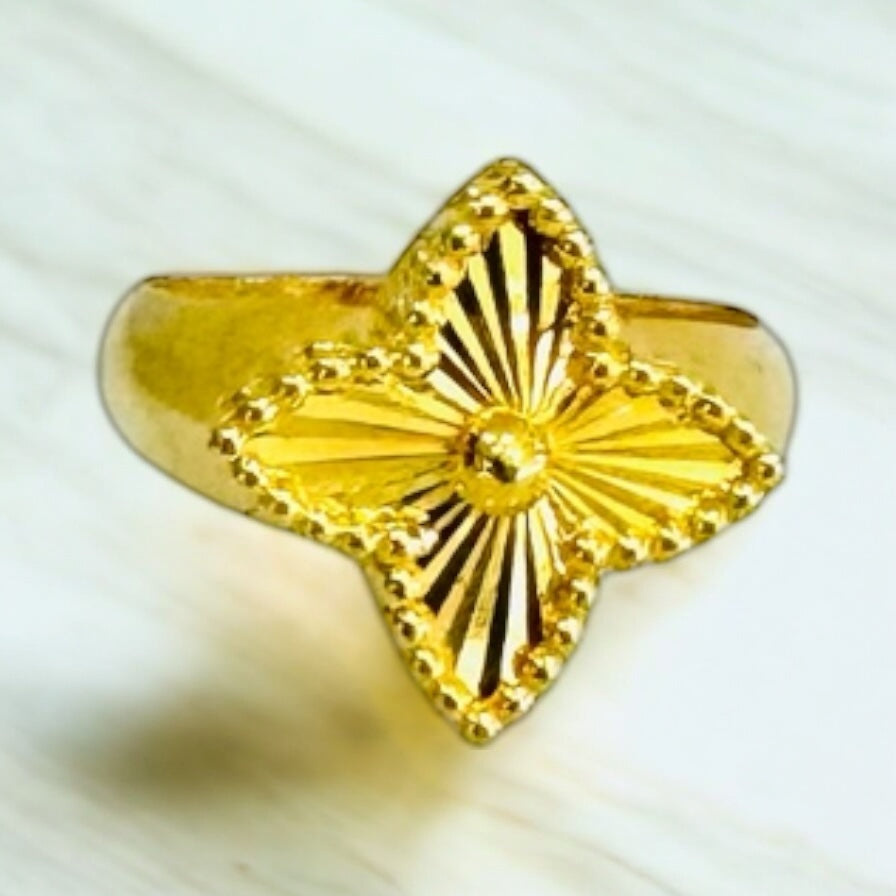 21k Gold Flower Ring