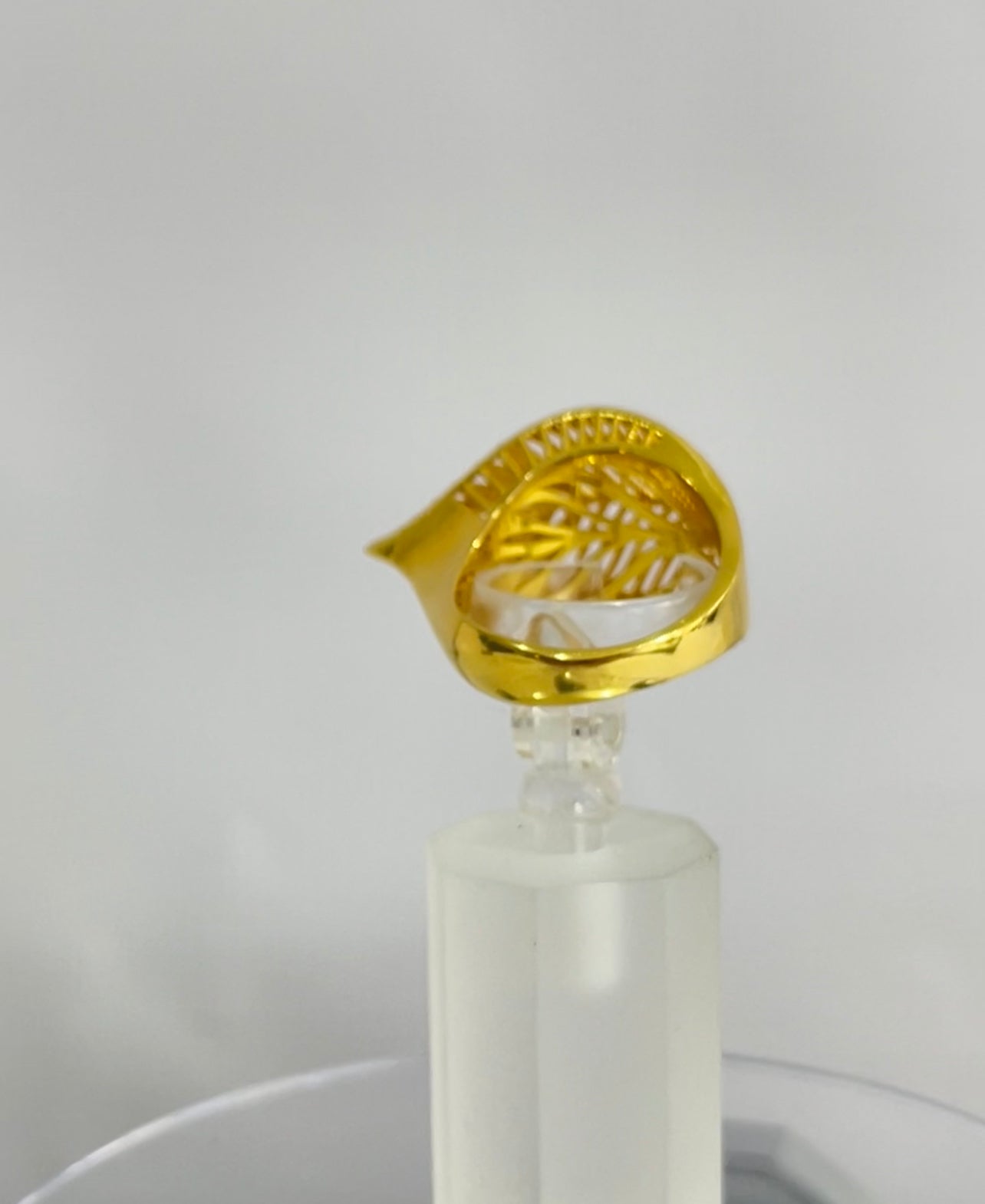 21k Gold Leaf Ring