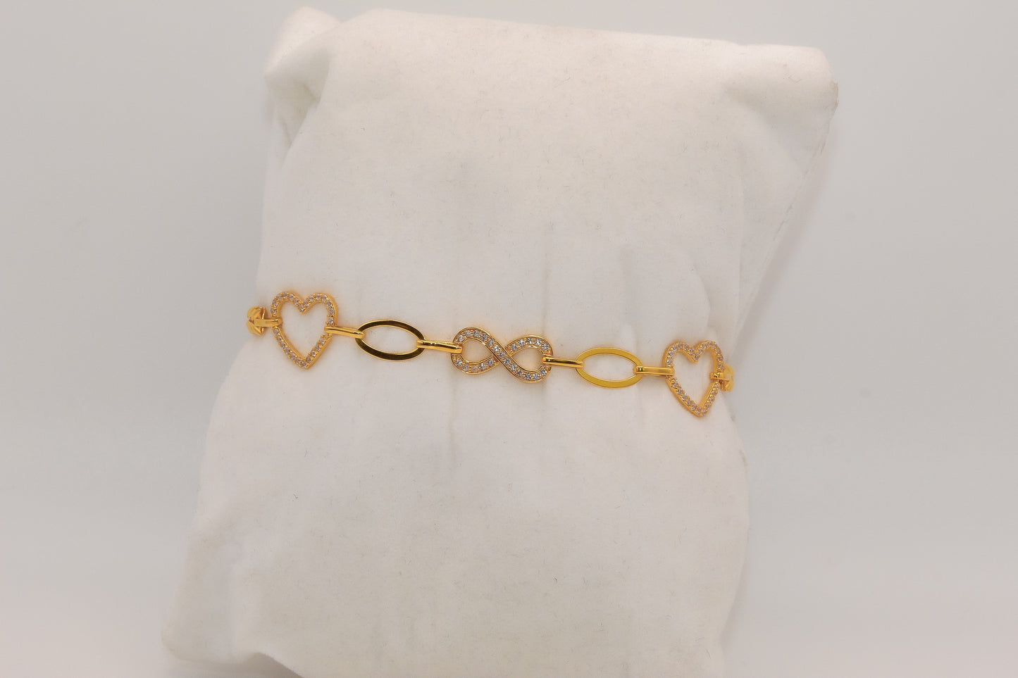 21K Gold Infinity Heart Bracelet