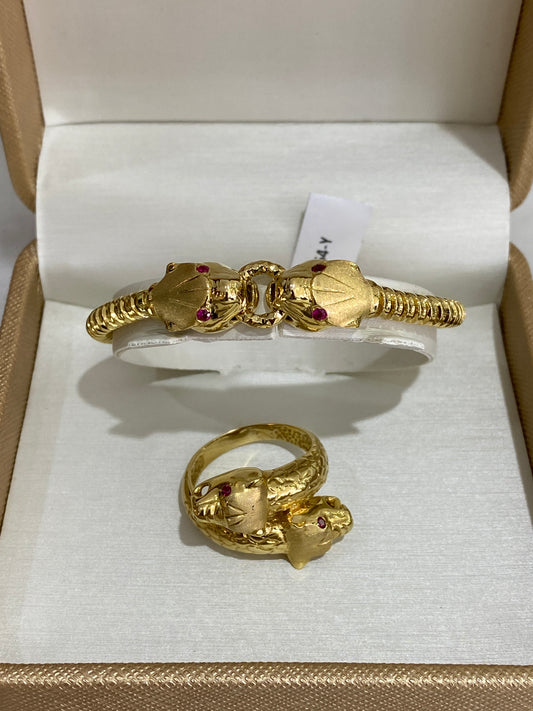 18K Gold Panther Bracelet Ring Set