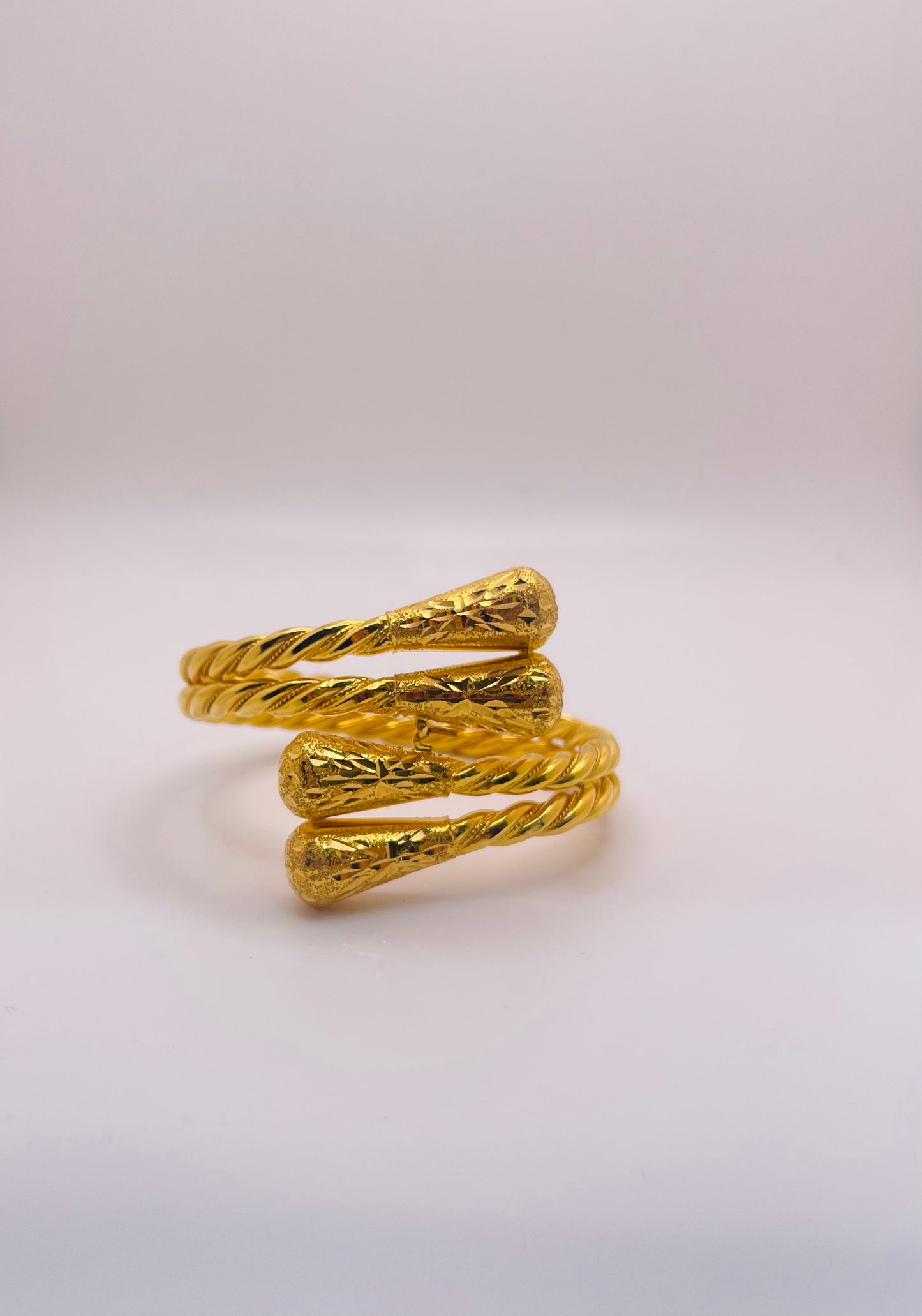 21K Gold Bangle Bracelet