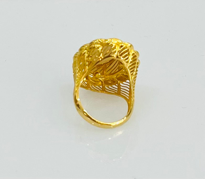 21K Gold Oval Rope Rose Ring