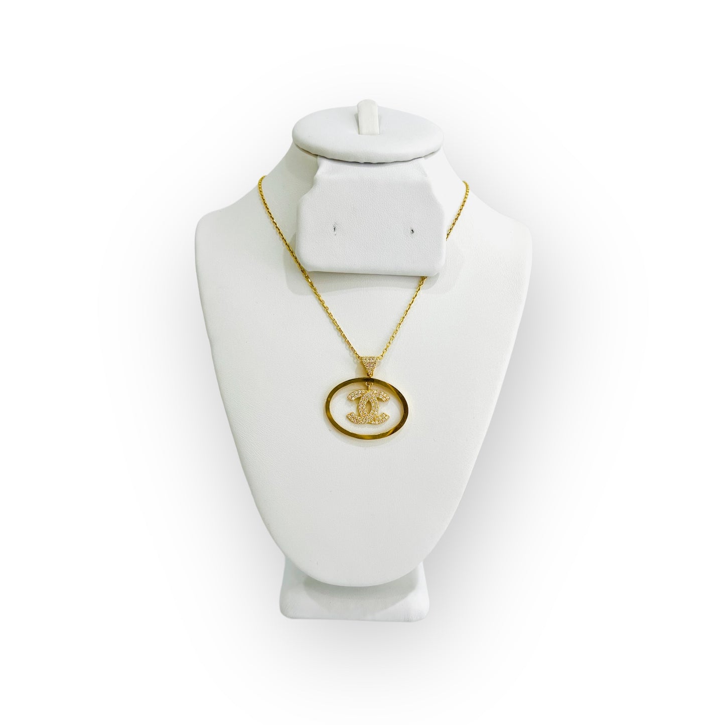 21K Gold Oval Pendant