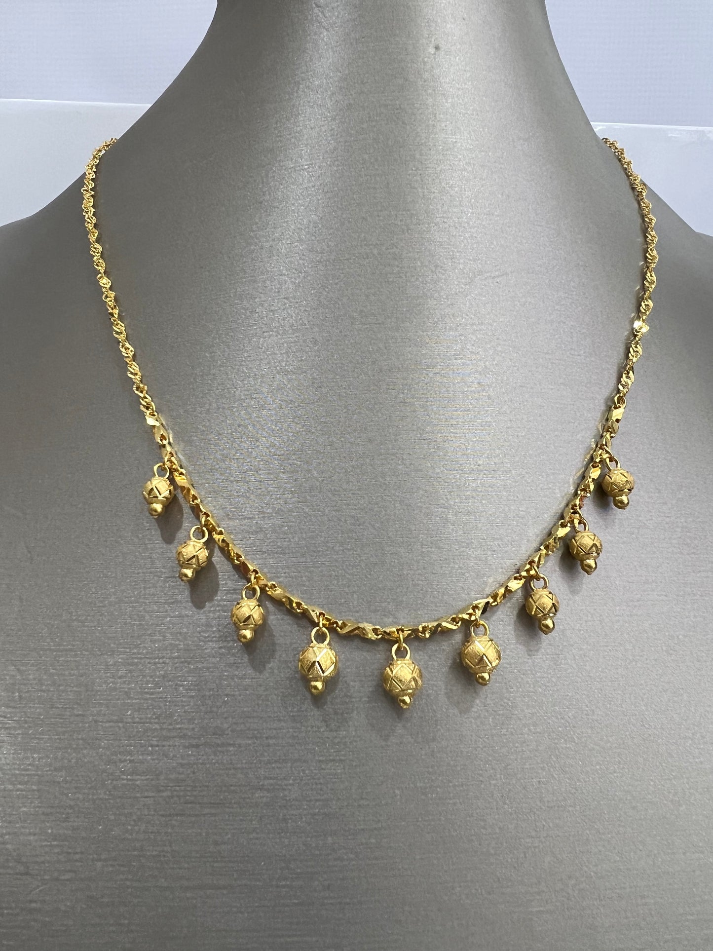 21k Gold Bead Necklace Set