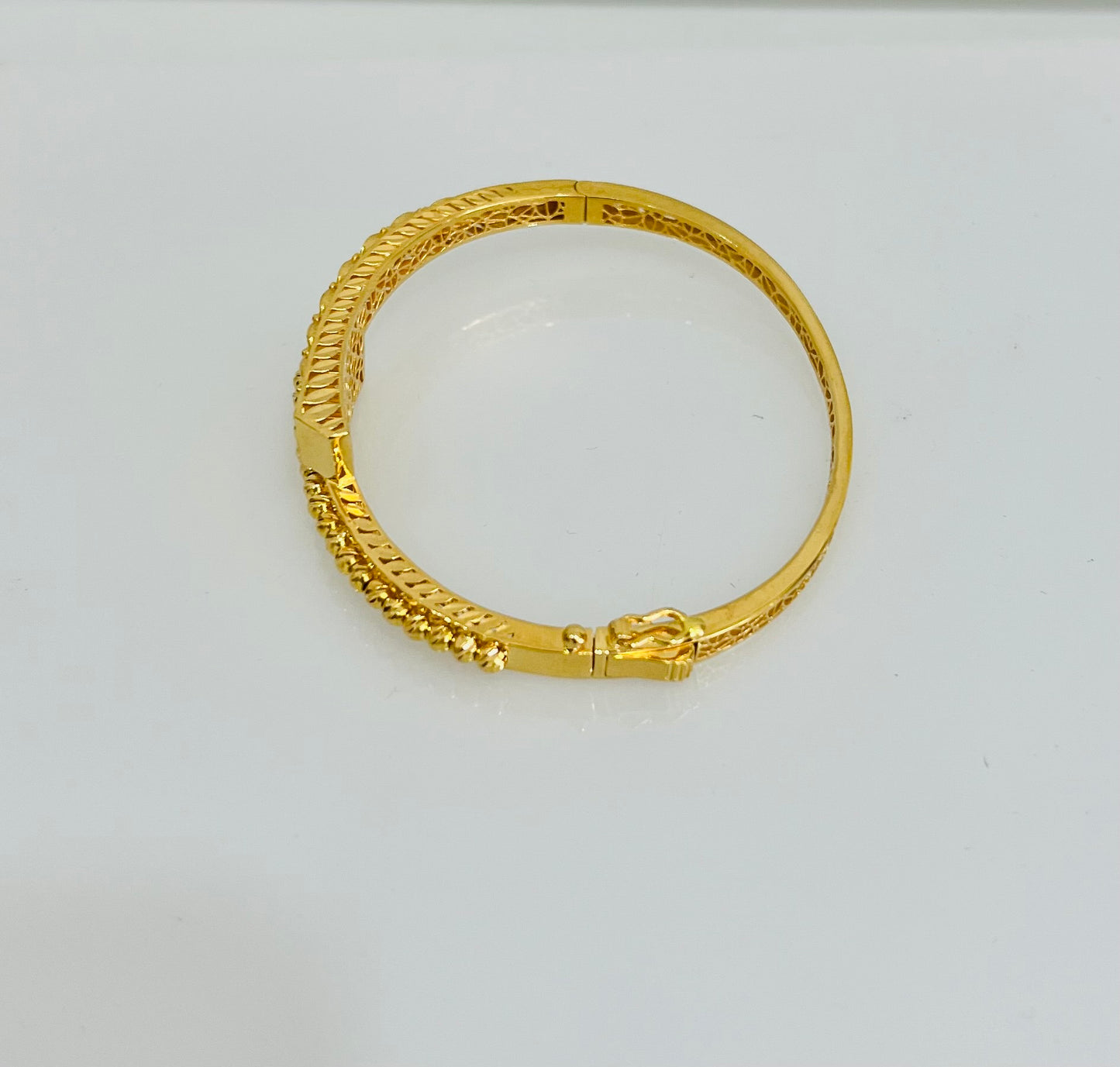 21K Gold Bangle Bracelets