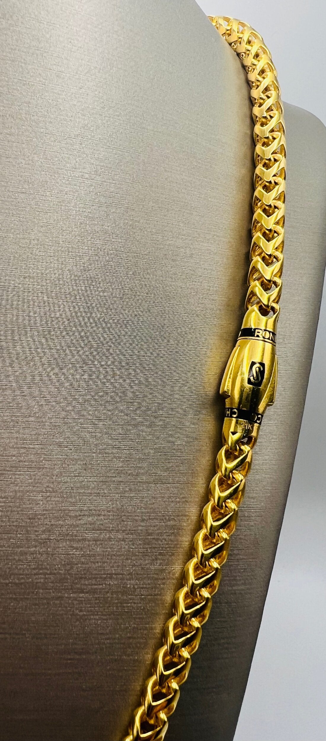 21k Gold Monaco Mens Necklace