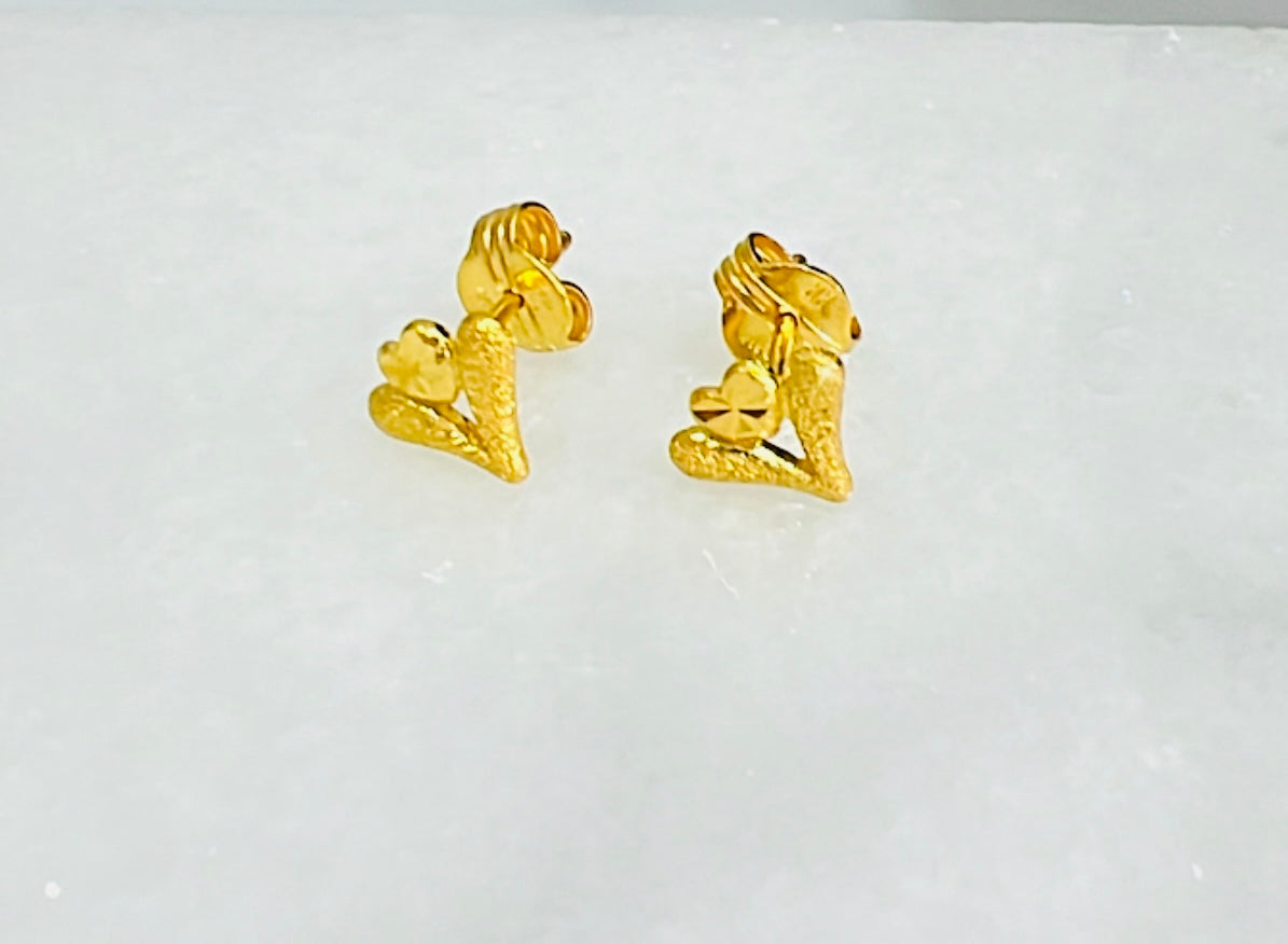 21K Gold Heart Post Earrings