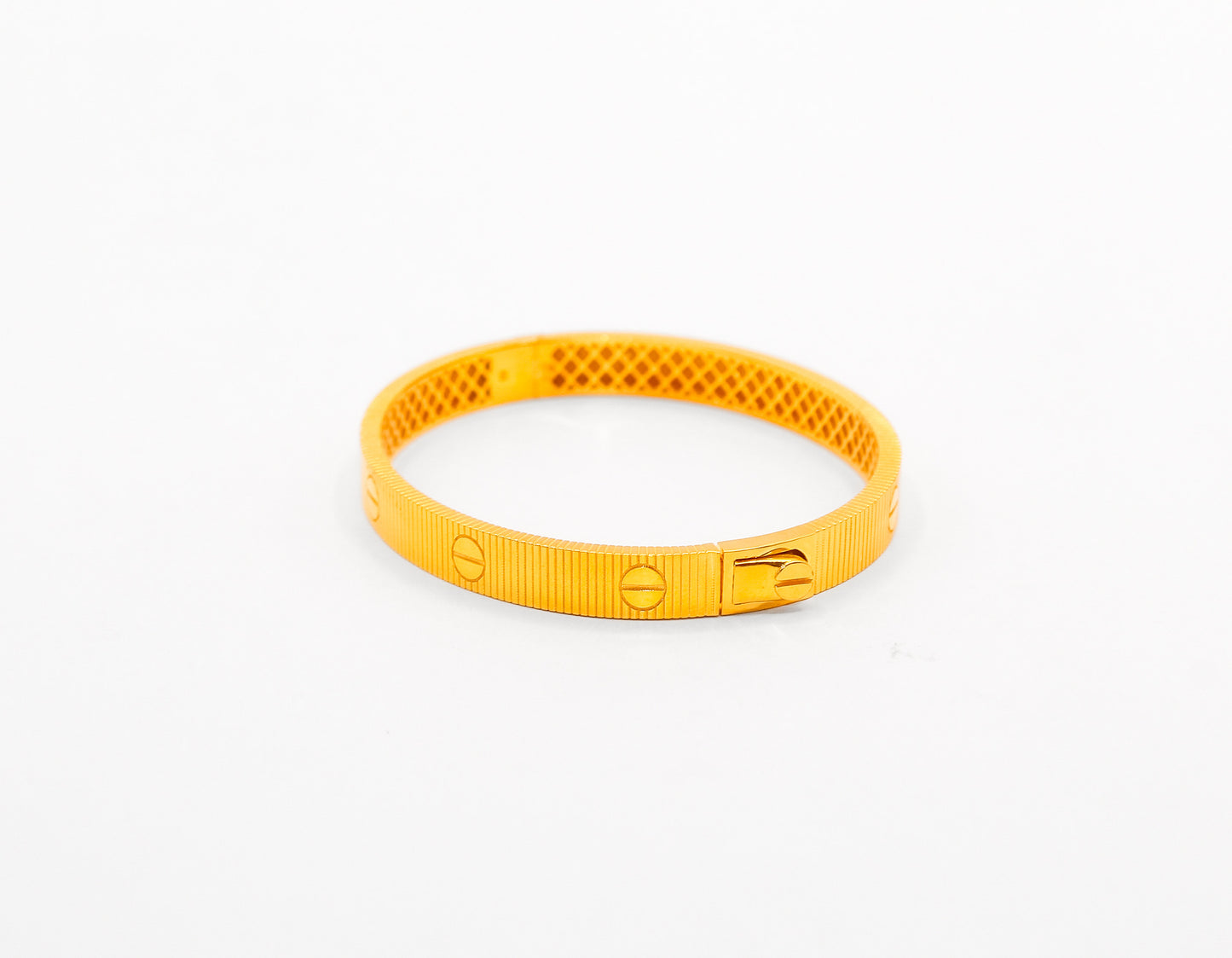 21k Gold bangle bracelet