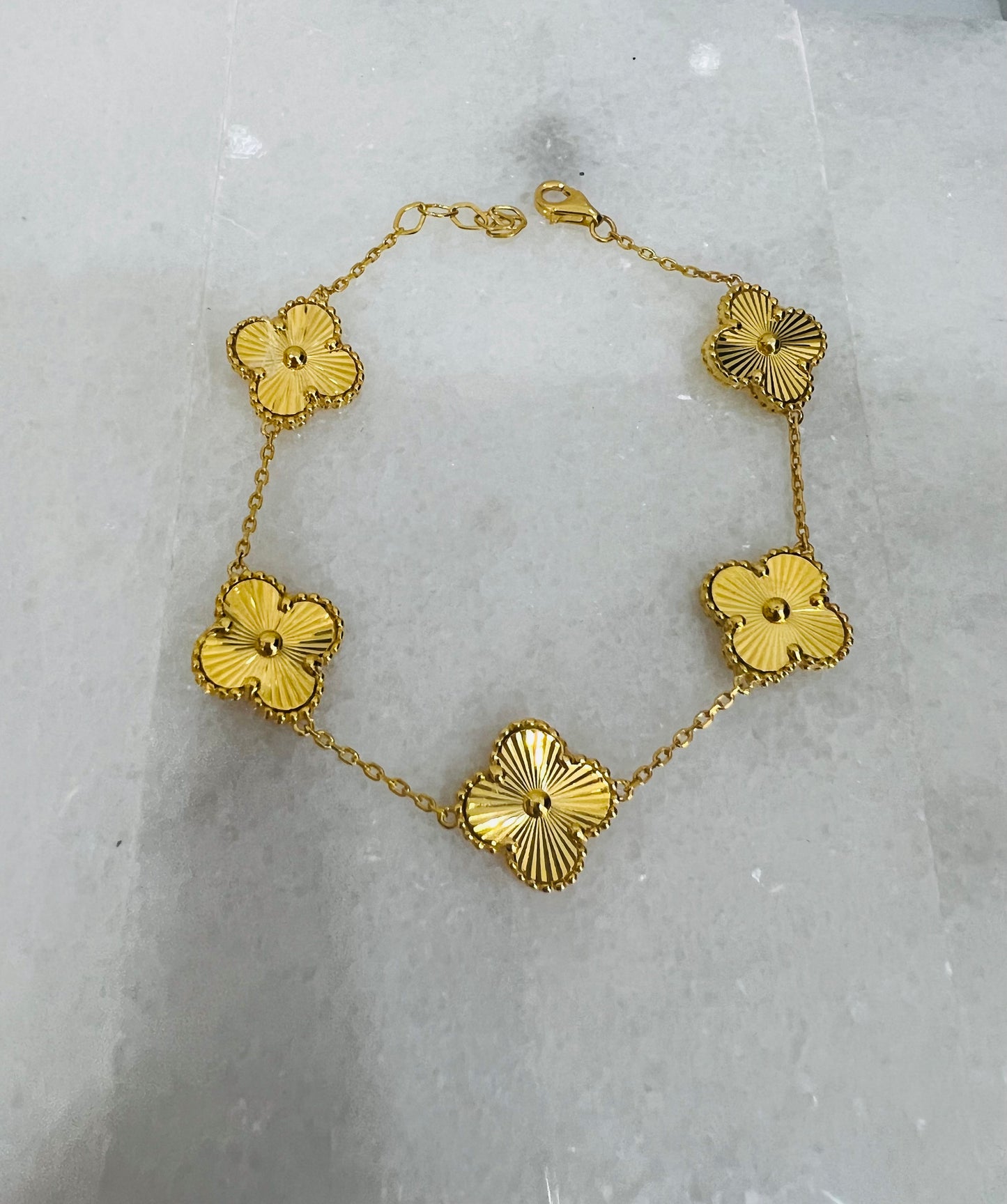 21k Gold 4 clover Bracelet