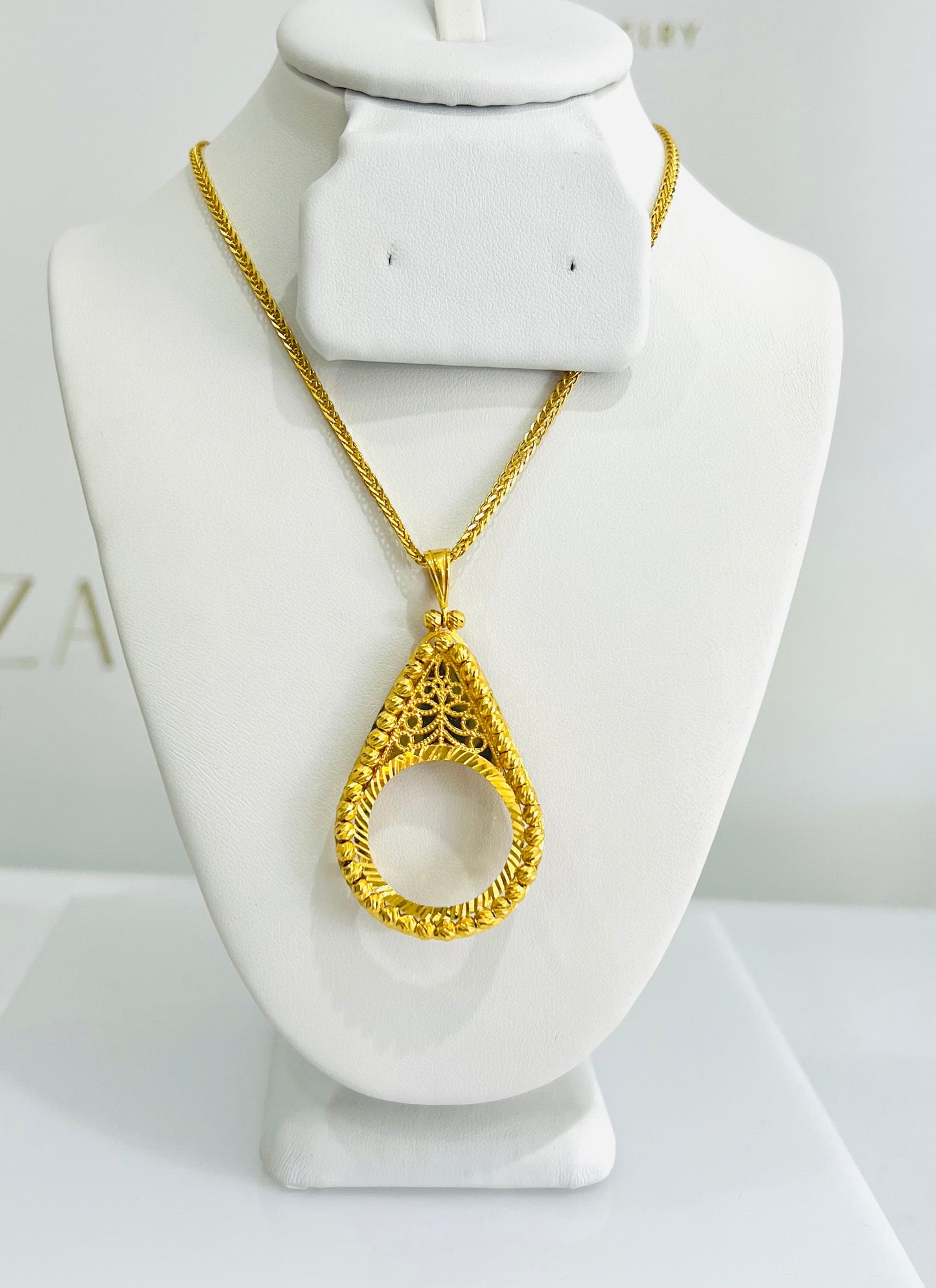 21K Gold Coin Frame Tear Drop Himo Pendant