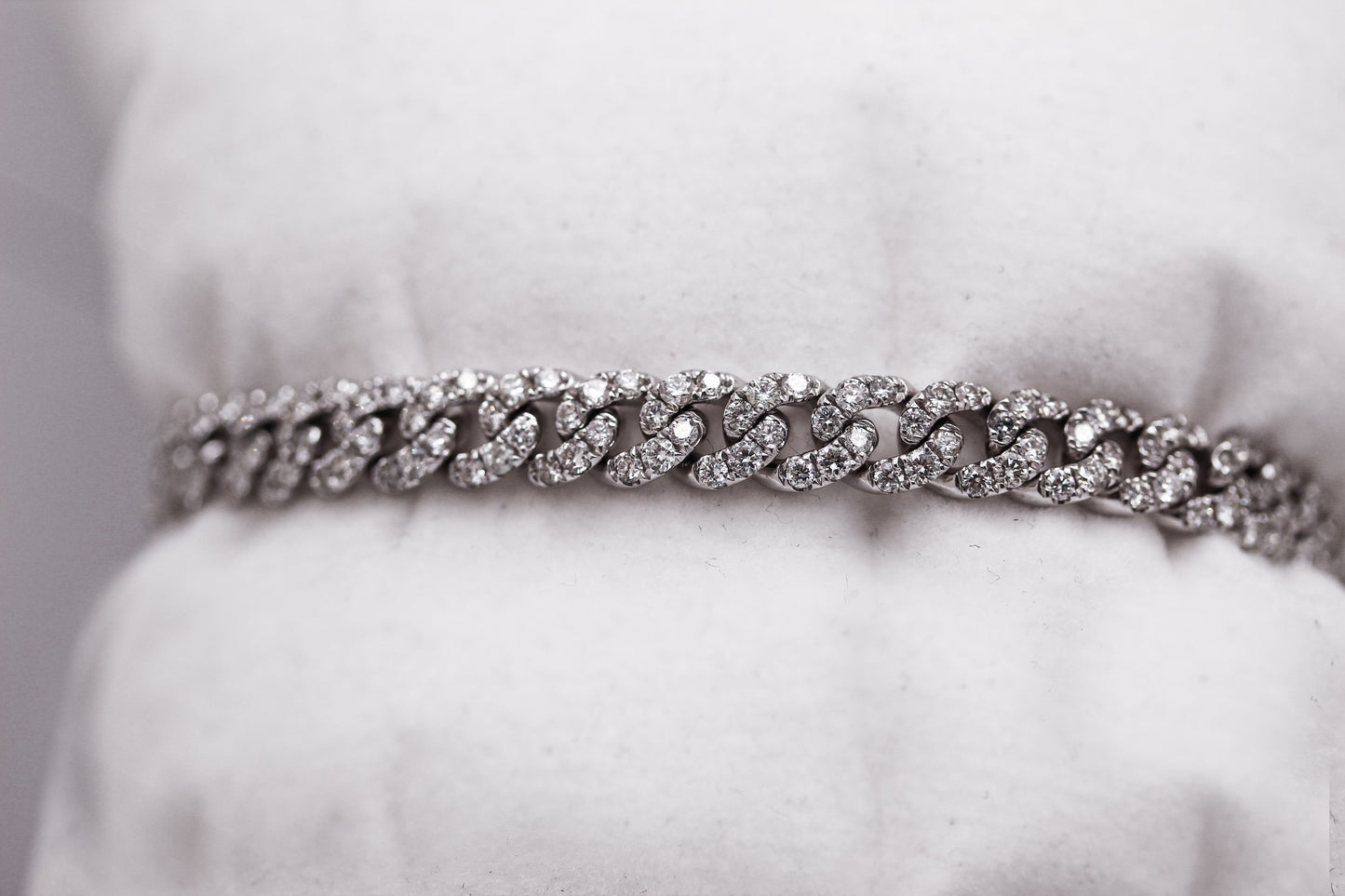 14K White Gold Diamond Cuban Link Bracelet