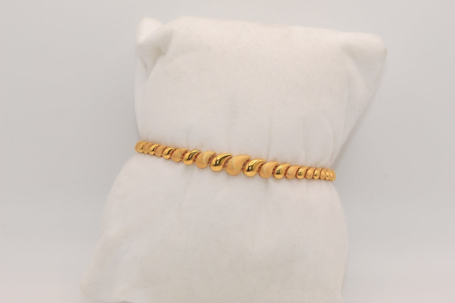 21K Gold Tear Drop Bracelet