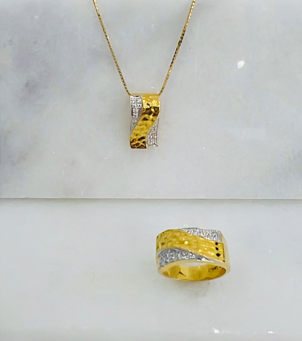 18k Gold Necklace Set