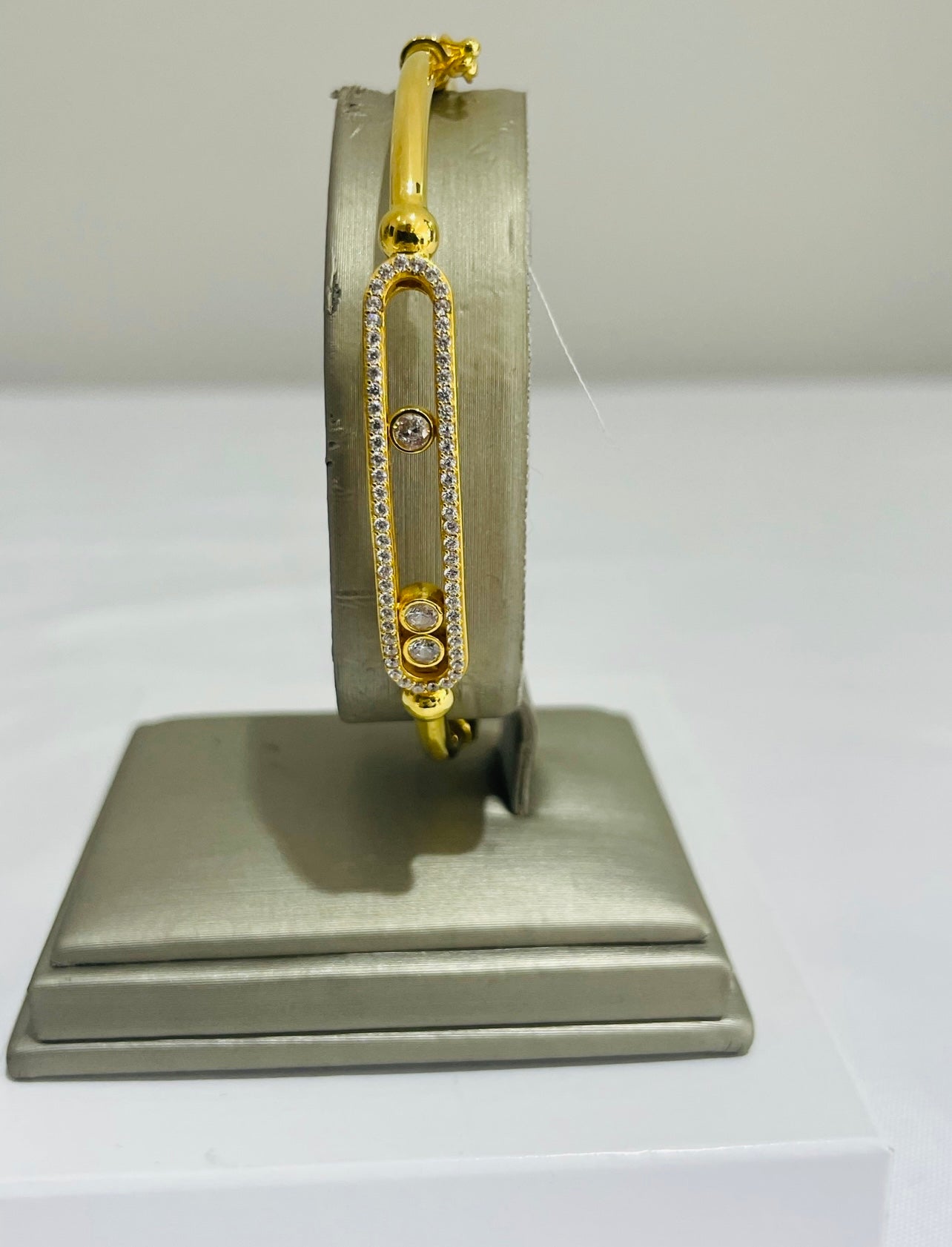 18K Gold Studded Bangle Bracelet